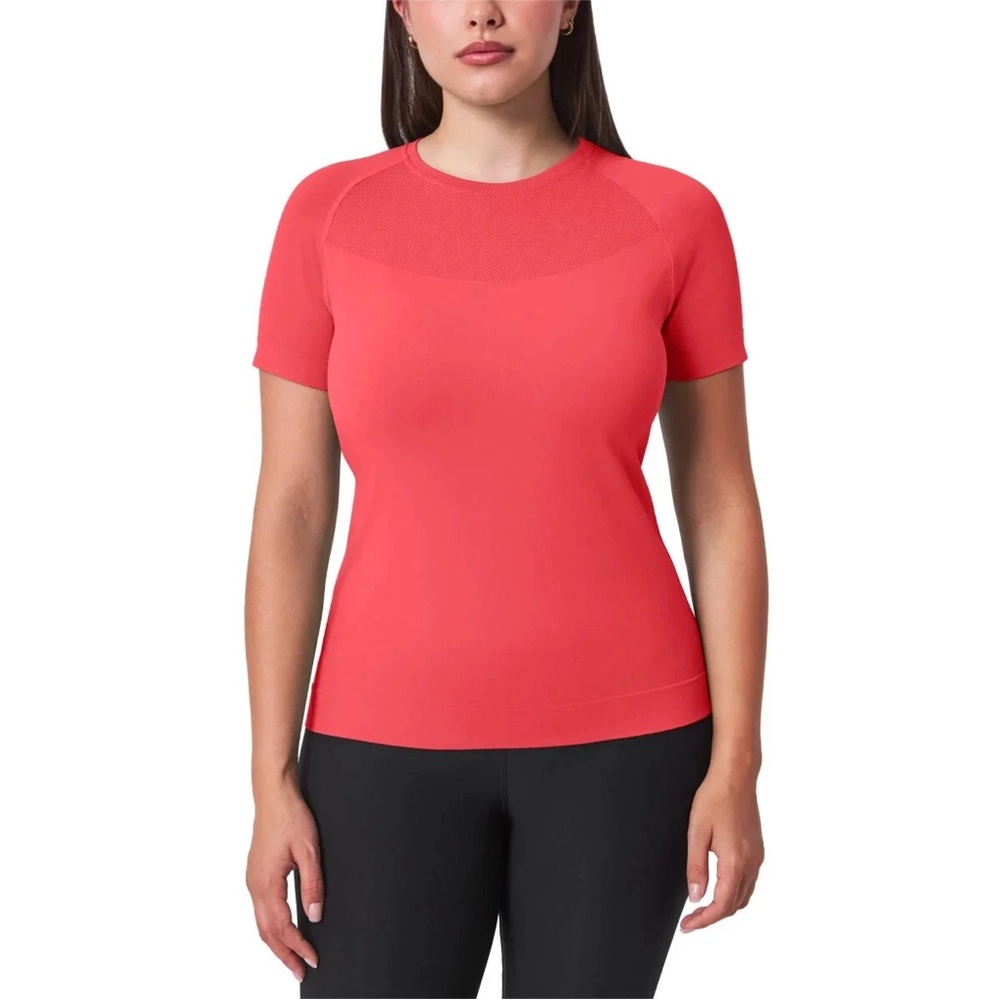 Mondetta Red Fitted Short Sleeve T-Shirt - Picture 1 of 4